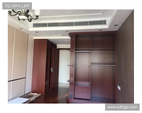 足球明星卡设计理念探索与创意呈现的完美结合与视觉冲击力分析