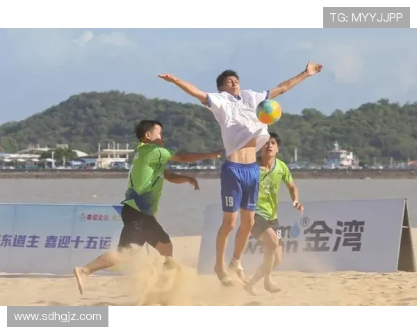 足球明星圣西尼的传奇之路与他对足球的热爱与奉献