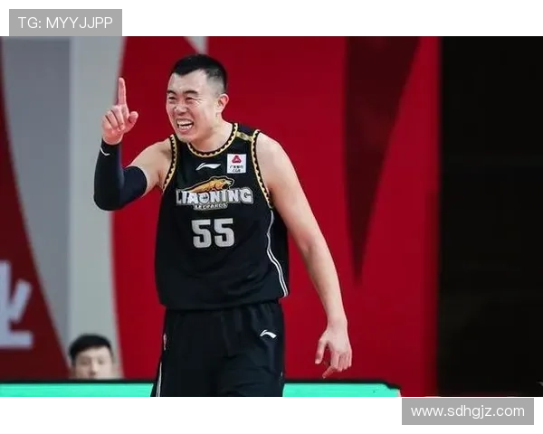 成都篮球队强势领跑锦标赛积分榜以97分稳居第一